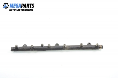 Fuel rail for BMW 3 (E46) 3.0 d, 184 hp, station wagon, 2000