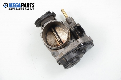 Butterfly valve for Volkswagen Bora 2.3 V5, 150 hp, sedan automatic, 2000 № 021 133 066