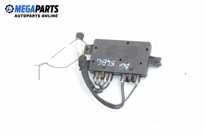 Amplificator antenă pentru Audi A6 (C5) 2.4, 165 cp, combi, 1999 № 4D0 035 530