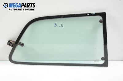 Fantă de ventilație ușă pentru Renault Clio I 1.4, 80 cp, 3 uși, 1994, poziție: dreaptă - spate