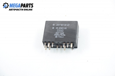 Blinkers relay for Mercedes-Benz 190 (W201) 2.0, 116 hp, 1992 № 201 821 00 47