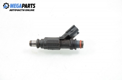 Gasoline fuel injector for Toyota Corolla (E120; E130) 1.6 16V VVT-i, 110 hp, sedan, 2002