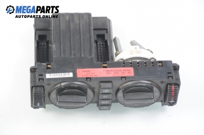 Panou aer condiționat pentru Mercedes-Benz C-Class 202 (W/S) 1.8, 122 cp, sedan, 1994 № A 202 830 06 85