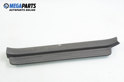 Innenschwelle für Toyota Avensis 2.0 D-4D, 116 hp, hecktür, 2005, position: links, vorderseite