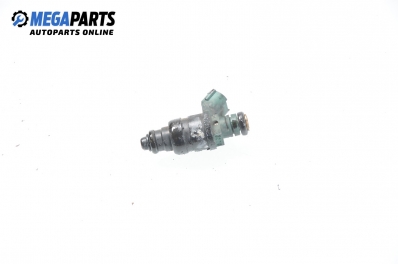 Gasoline fuel injector for Volkswagen Golf IV 1.6, 102 hp automatic, 1999