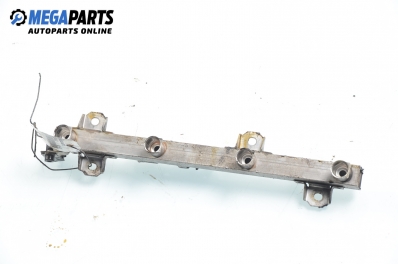 Fuel rail for BMW 3 (E46) 2.0, 143 hp, sedan, 2002