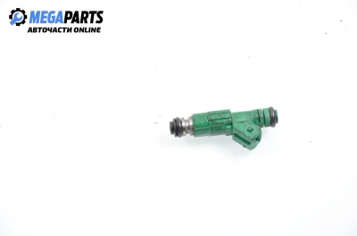 Gasoline fuel injector for Opel Omega B 2.0, 116 hp, station wagon, 1995