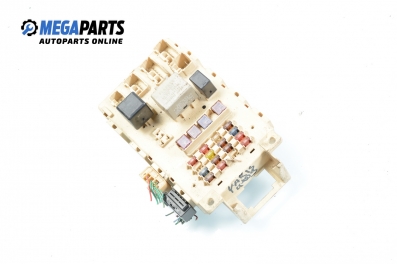 Fuse box for Toyota Yaris Verso 1.3, 86 hp, 2002