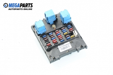 Fuse box for Nissan Primera (P11) 2.0 16V, 131 hp, station wagon, 1998