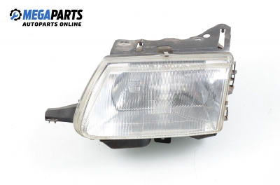 Far pentru Citroen Saxo 1.1, 60 cp, 3 uși, 1998, poziție: stânga