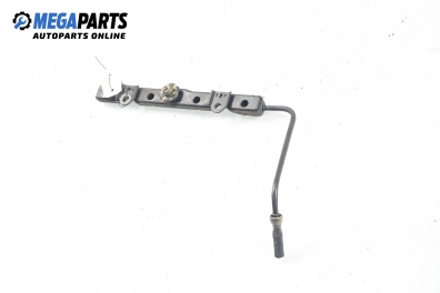 Fuel rail for Toyota Yaris Verso 1.3, 86 hp, 2002