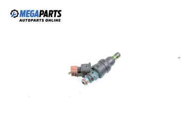 Gasoline fuel injector for Mitsubishi Galant VII 2.0 24V, 150 hp, sedan, 1995