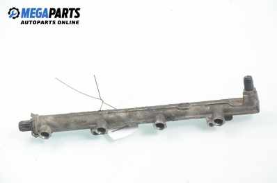 Fuel rail for Fiat Doblo 1.6 16V, 103 hp, passenger, 2003