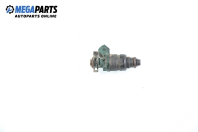 Gasoline fuel injector for Audi A3 (8L) 1.6, 101 hp, 3 doors, 1997