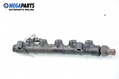 Fuel rail for Toyota Corolla Verso 2.0 D-4D, 90 hp, 2002