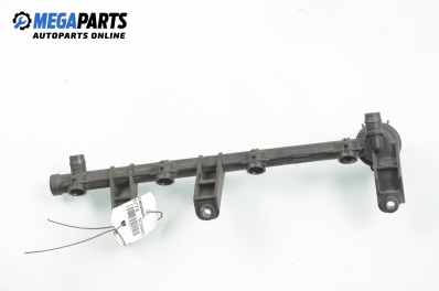 Fuel rail for Renault Megane Scenic 1.6, 90 hp, 1999