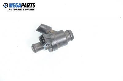 Gasoline fuel injector for BMW 3 (E36) 1.6, 102 hp, sedan, 1996