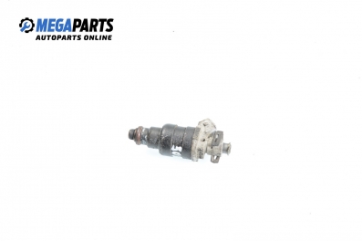 Gasoline fuel injector for Audi A4 (B5) 1.6, 100 hp, sedan, 1995