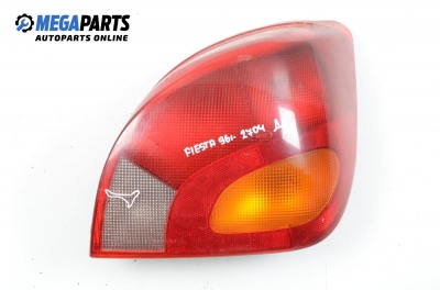 Tail light for Ford Fiesta 1.25 16V, 75 hp, 5 doors automatic, 1996, position: right