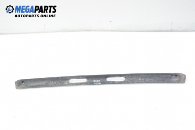 Boot lid moulding for Mercedes-Benz 124 (W/S/C/A/V) 2.0, 122 hp, sedan, 1988