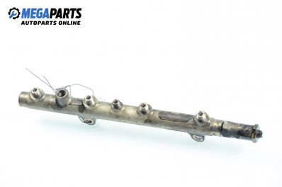 Fuel rail for Renault Megane II 1.9 dCi, 120 hp, hatchback, 5 doors, 2003 № Bosch 0 445 214 024