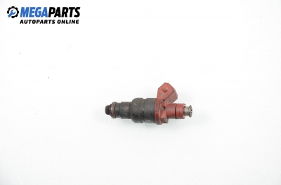 Benzineinspritzdüse for Mercedes-Benz E-Klasse 210 (W/S) 2.0, 136 hp, sedan, 1996