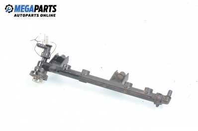 Fuel rail for Renault Kangoo 1.2, 58 hp, 1999