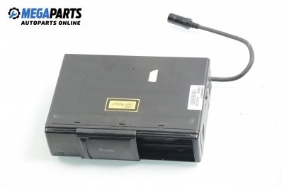 CD changer for Audi A8 (D2) 3.3 TDI Quattro, 224 hp, sedan automatic, 2000