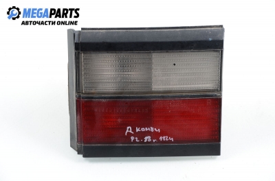 Inner tail light for Volkswagen Passat 1.8, 90 hp, station wagon, 1988, position: right