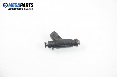 Gasoline fuel injector for Mercedes-Benz CLK-Class 208 (C/A) 3.2, 218 hp, coupe automatic, 1999