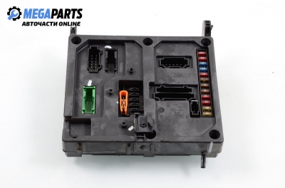 Fuse box for Volkswagen Sharan 1.9 TDI, 115 hp, 2002 № Siemens S120042200 A