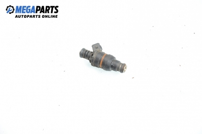 Gasoline fuel injector for BMW 3 (E36) 1.8 is, 140 hp, sedan, 1994 № 03761FA