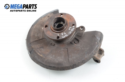 Knuckle hub for Audi 80 (B4) 2.0, 90 hp, sedan, 1992, position: front - right