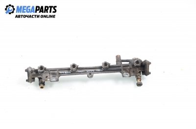 Fuel rail for Mercedes-Benz E W210 2.3, 150 hp, sedan automatic, 1996