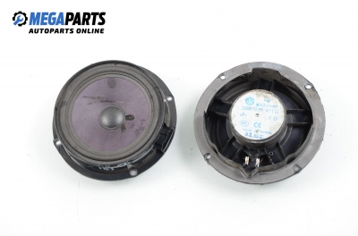 Loudspeakers for Volkswagen Passat 2.0, 130 hp, sedan, 2003