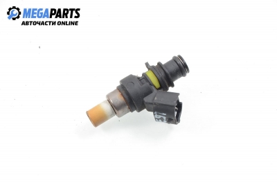 Gasoline fuel injector for Subaru Legacy (2003-2009) 2.0, station wagon