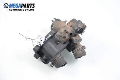 Thermostat housing for Volkswagen Polo (6N/6N2) 1.6, 75 hp, hatchback, 1999 № 032 121 111