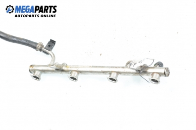 Fuel rail for Mercedes-Benz A-Class W169 1.7, 116 hp, 5 doors automatic, 2006