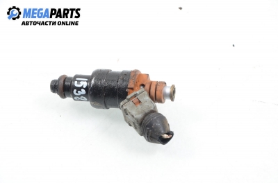 Gasoline fuel injector for Renault Espace II 2.2, 108 hp, 1994