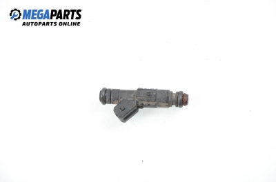 Gasoline fuel injector for Ford Focus I 1.8 16V, 115 hp, hatchback, 2000