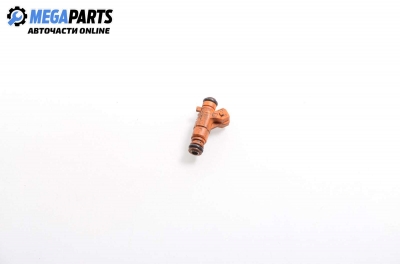 Gasoline fuel injector for Porsche Cayenne (2002-2010) 4.5 automatic