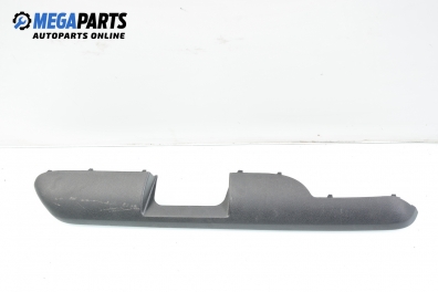 Interior plastic for Ford C-Max 1.6 TDCi, 101 hp, 2007