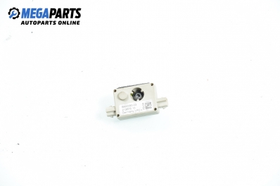 Antennenverstärker für BMW 5 (E60, E61) 3.0 d, 218 hp, combi automatik, 2005 № 6990090-03