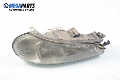 Far pentru Ford Mondeo Mk II 2.0, 131 cp, combi, 1999, poziție: dreapte