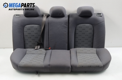 Scaun pentru Seat Leon (1M) 1.4, 75 cp, 5 uși, 2000, poziție: din spate