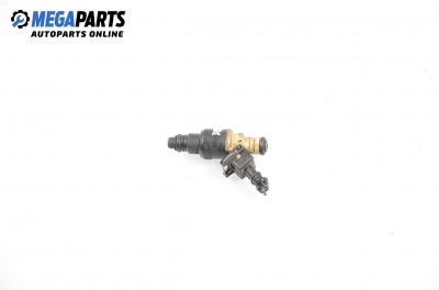 Gasoline fuel injector for Hyundai Lantra 1.6 16V, 114 hp, sedan, 1999