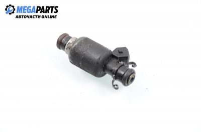Gasoline fuel injector for Daewoo Nubira 1.6 16V, 106 hp, station wagon, 1999