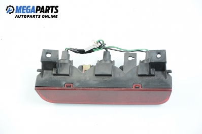 Central tail light for Mitsubishi Pajero III 3.2 Di-D, 165 hp, 5 doors automatic, 2001