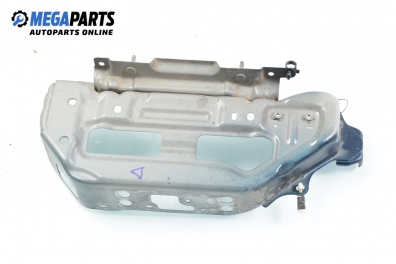 Element mască de metal pentru Toyota Yaris 1.0 VVT-i, 69 cp, 3 uși, 2006, poziție: dreapte