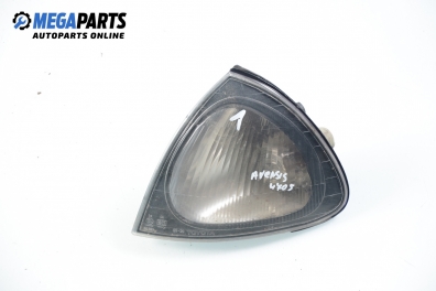 Blinker for Toyota Avensis 2.0 TD, 90 hp, station wagon, 1999, position: left
